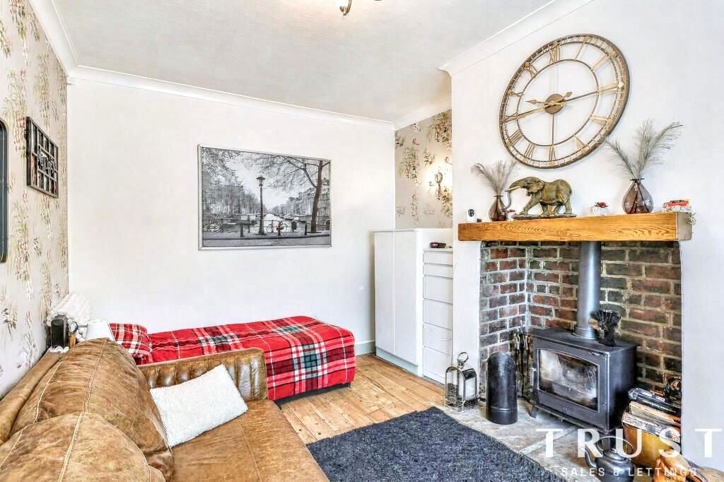 Property photo 3 of 24
