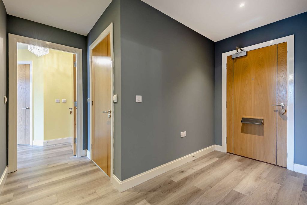 Property photo 3 of 30