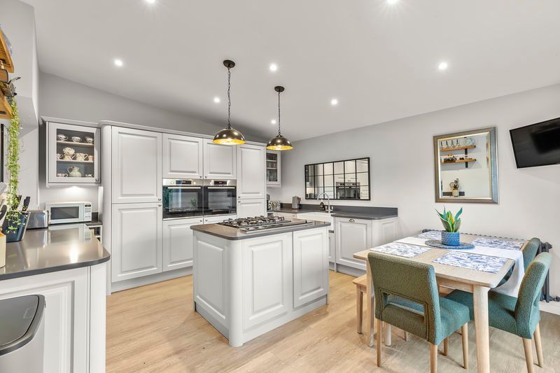 Property photo 3 of 29 Photo 2