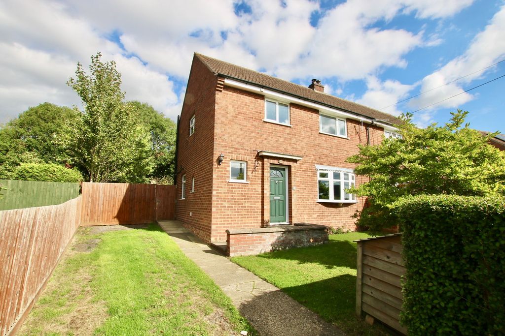 Property photo 1 of 21