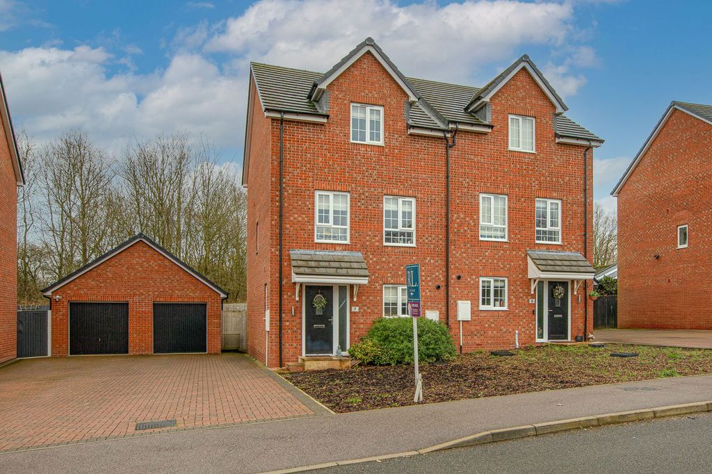 Property photo 1 of 24