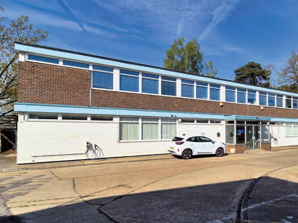 Property photo 1 of 1 Economical Office Accommodation In Monument Business Centre, Woking, To Let.