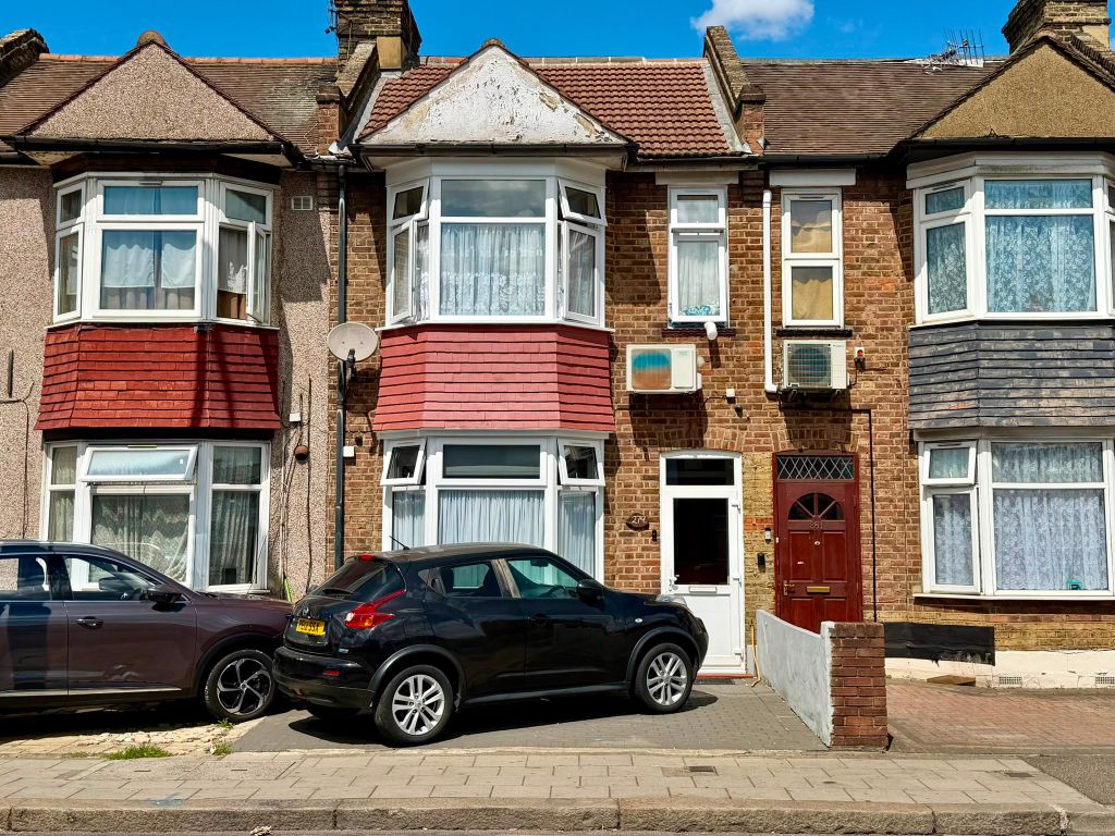 Property photo 1 of 12
