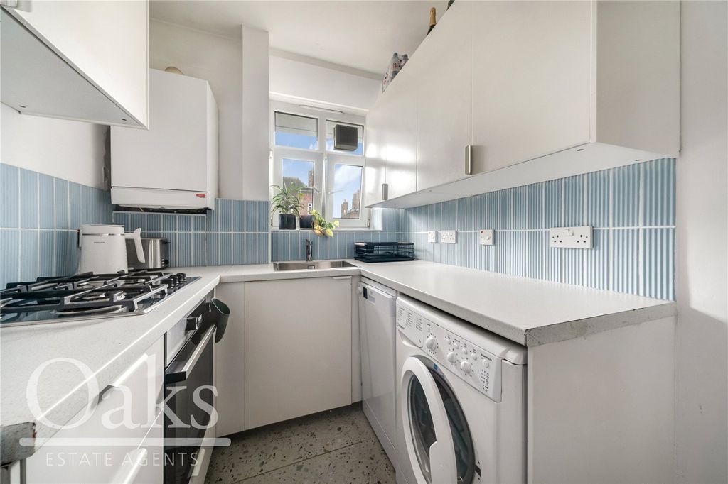 Property photo 3 of 8 Picture No. 01