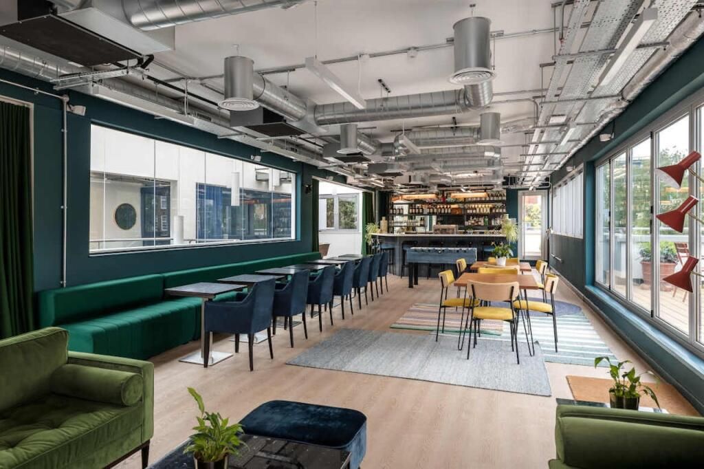 Property photo 2 of 9 Photo 4