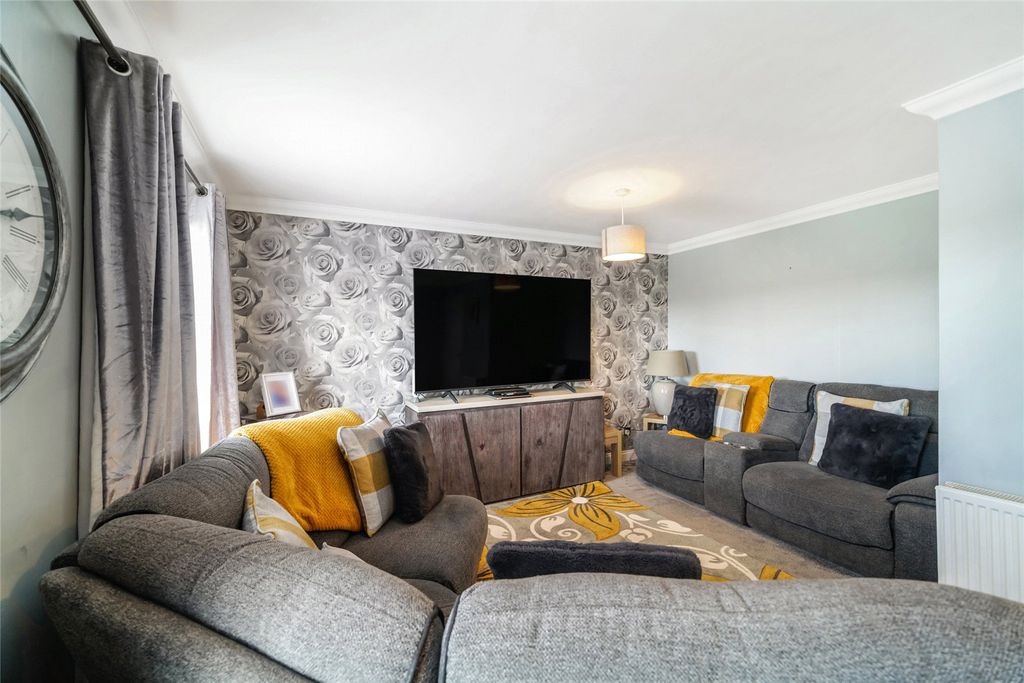 Property photo 3 of 17 Picture No. 04