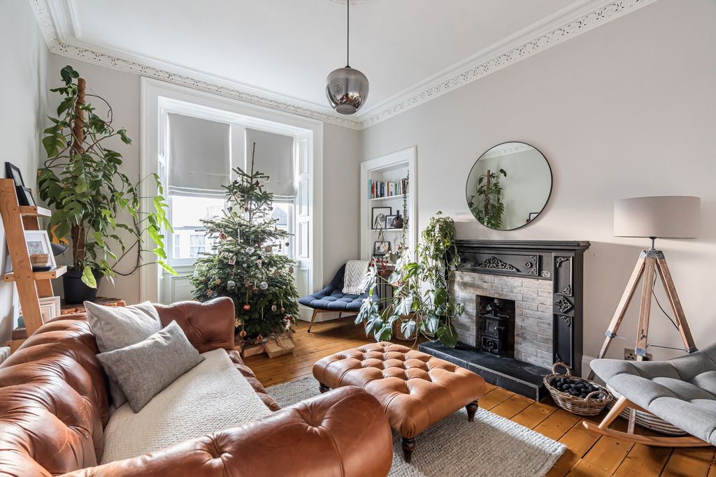 Property photo 2 of 16 Property Image 2