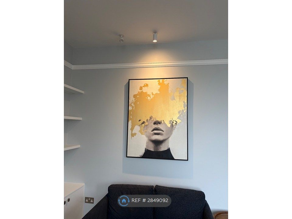 Property photo 1 of 35