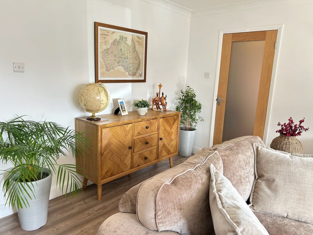 Property photo 3 of 38