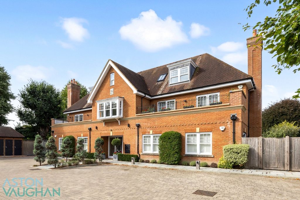 Property photo 2 of 31 5418461