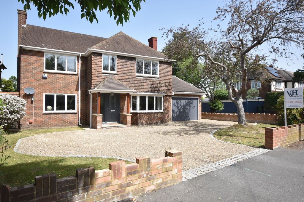 Property photo 1 of 27
