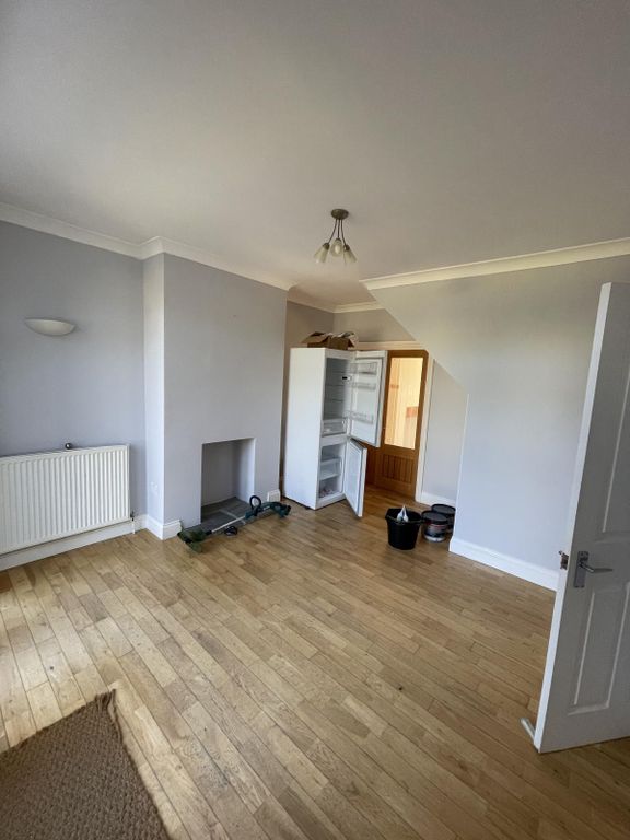 Property photo 2 of 12 Gallery