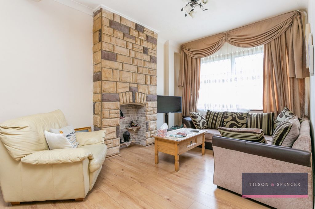 Property photo 1 of 14