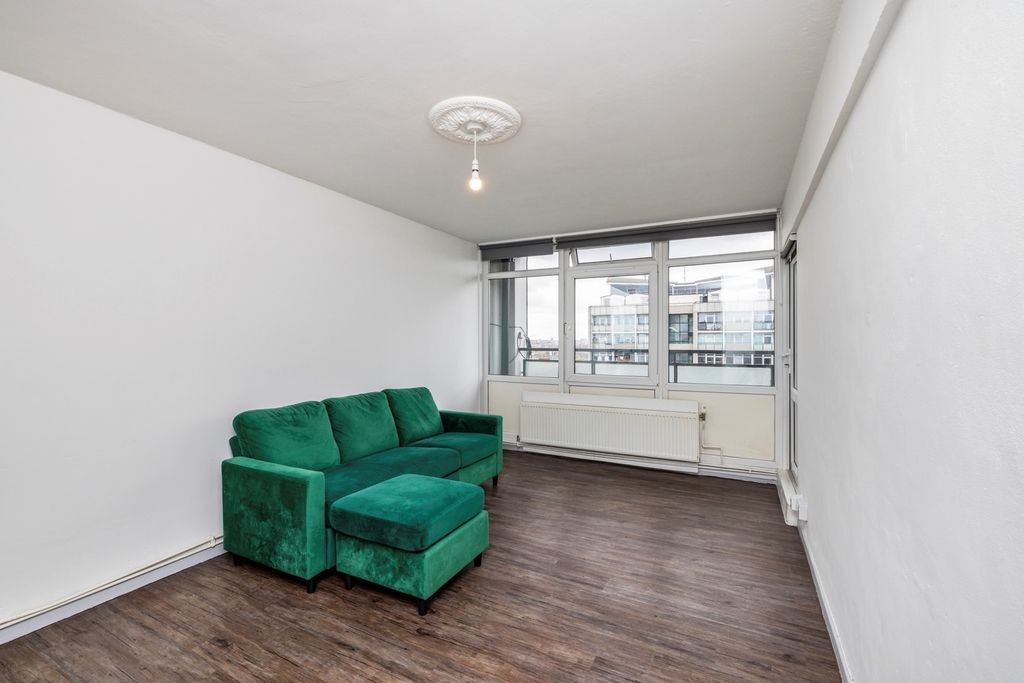 Property photo 2 of 13 81261d08-882c-F11...