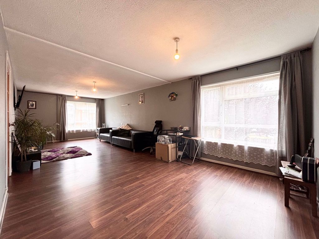 Property photo 2 of 11 Reception Room