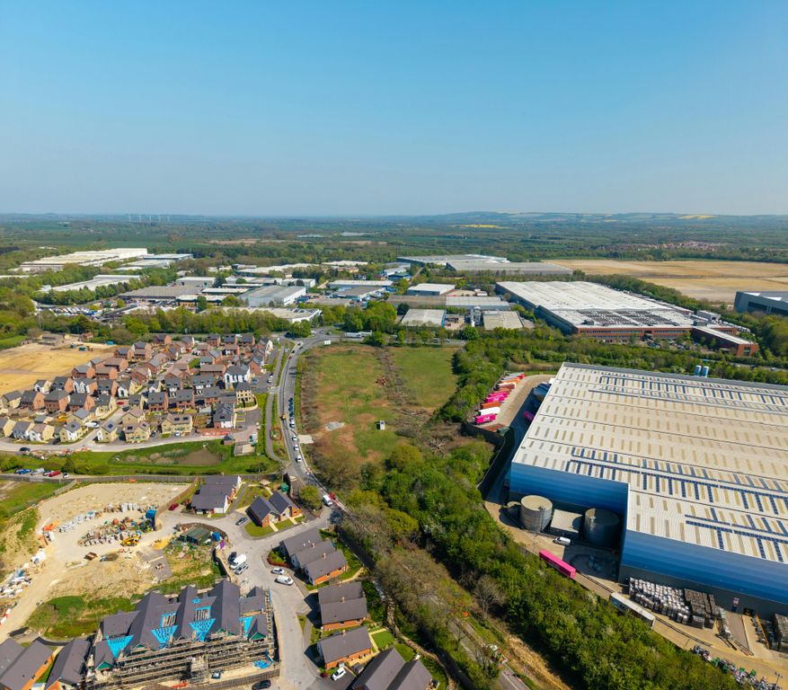 Property photo 2 of 3 Swindon_Aerial_V2.Jpg
