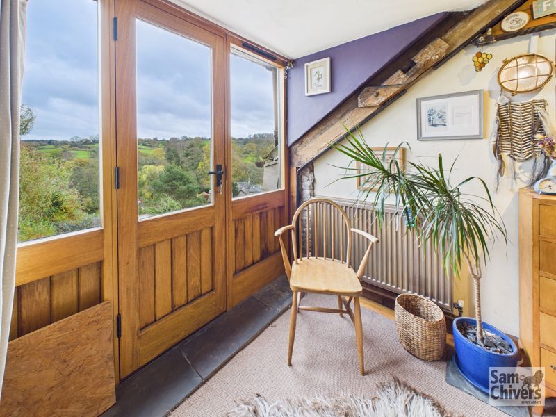 Property photo 3 of 18 Photo 19