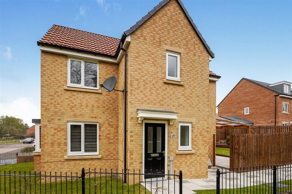 Property photo 1 of 10 Front Elevation