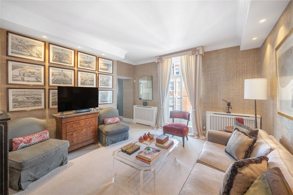 Property photo 2 of 10 Reception Room