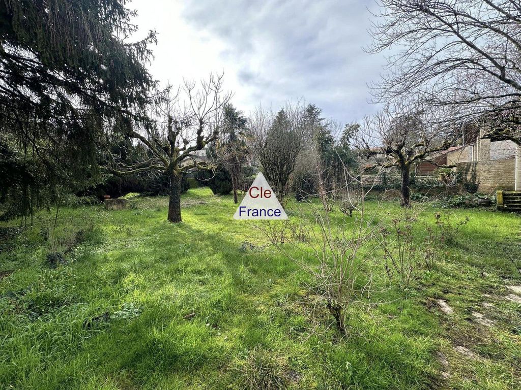 Property photo 3 of 13