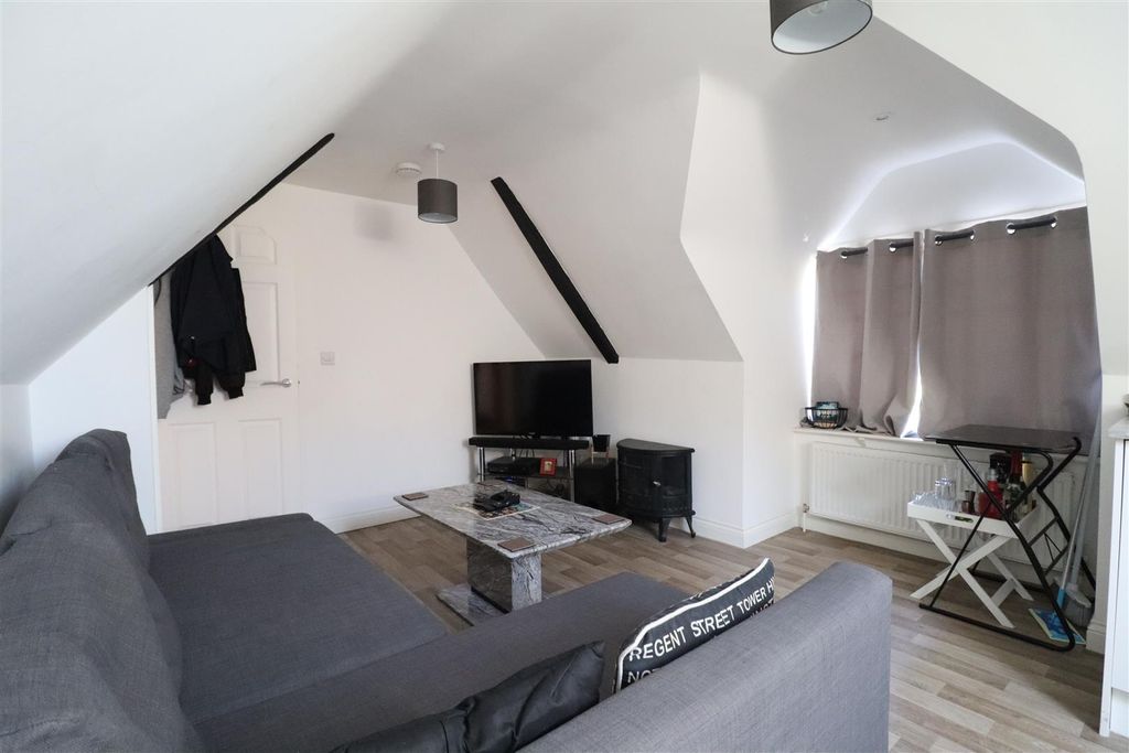 Property photo 3 of 9 Img_9779.Jpg