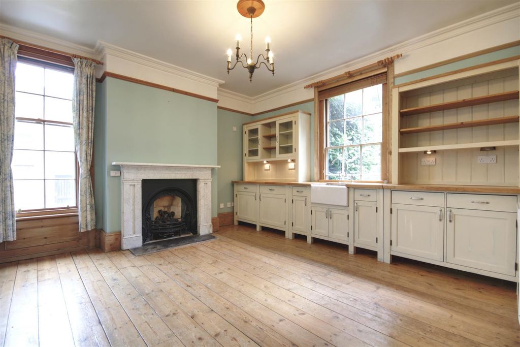 Property photo 3 of 22 Img_1071-Img_1073.Jpg