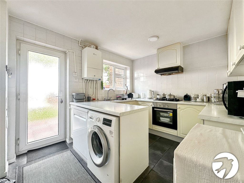 Property photo 3 of 13 Kitchen