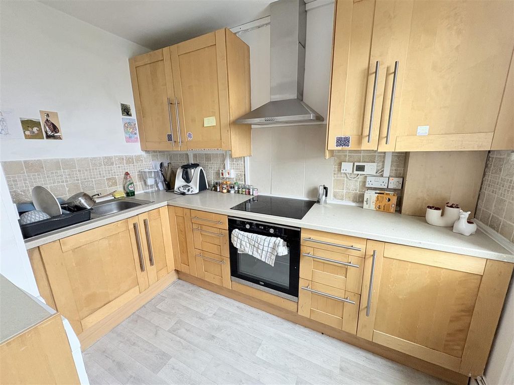 Property photo 1 of 6 Img_1916.Jpg