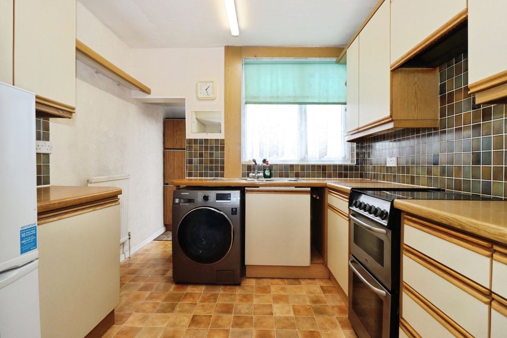 Property photo 3 of 19 Pbox-Img.Jpg