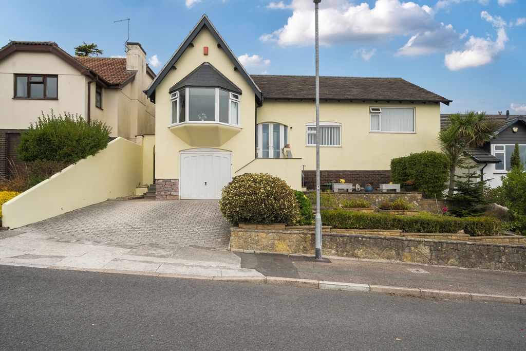 Property photo 1 of 22 29-6A8d78Cf905B5-...