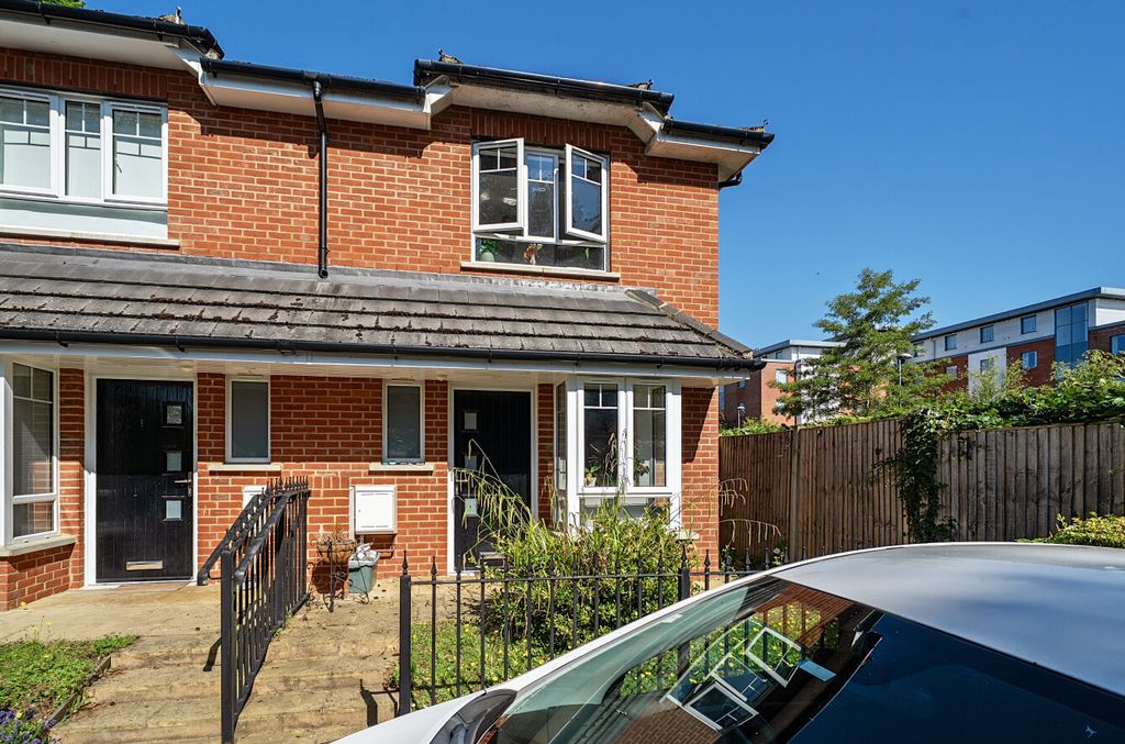 Property photo 1 of 9 1469567-2-6A3501E...