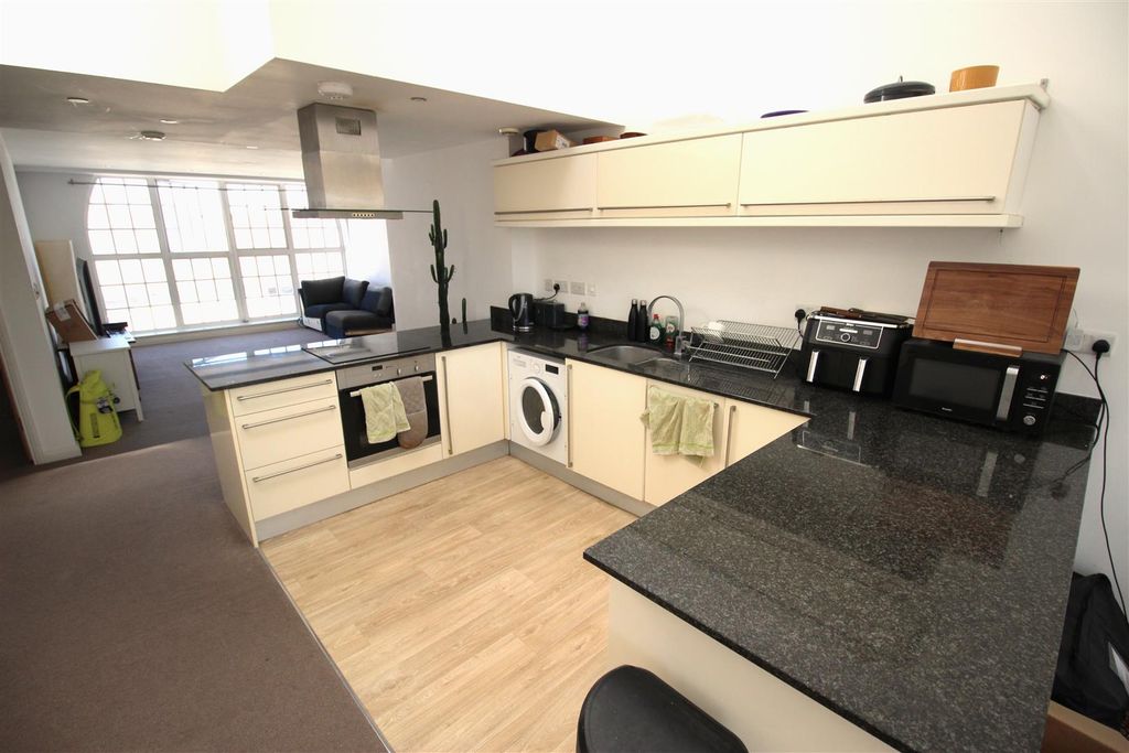 Property photo 3 of 11 Img_3703.Jpg