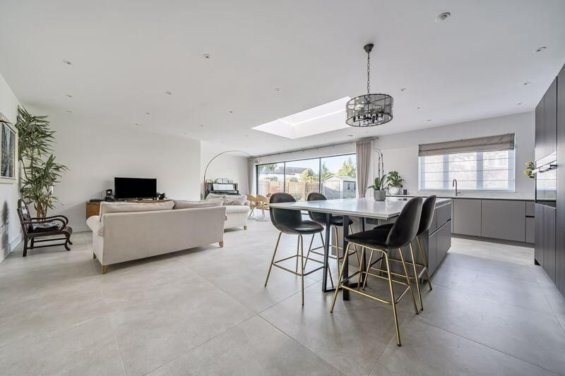 Property photo 3 of 29