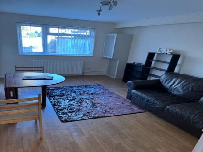 Property photo 3 of 7 3.Jpg