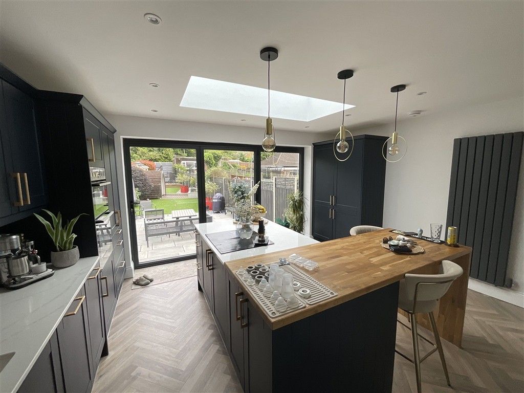Property photo 2 of 4 Kitchen