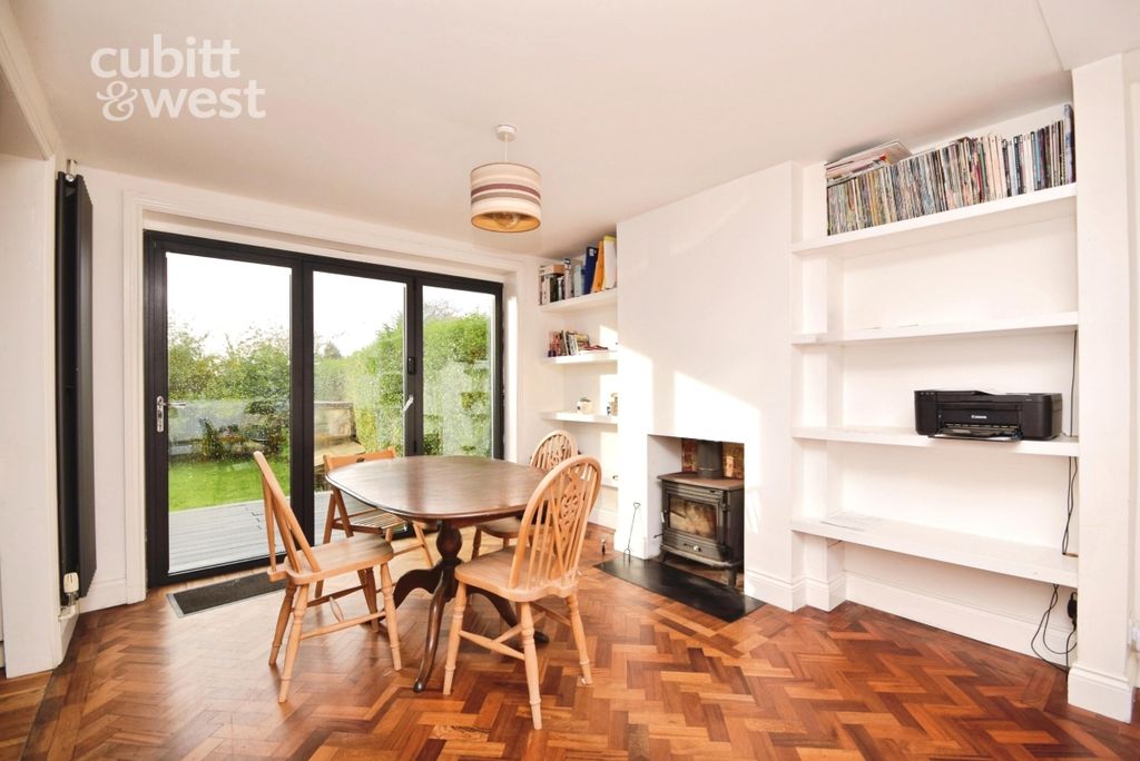 Property photo 1 of 15 Dining Area