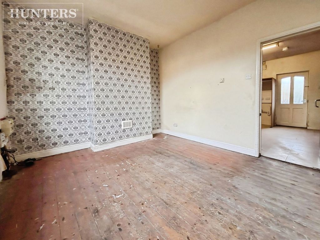 Property photo 2 of 11 Pbox-Img.Jpg