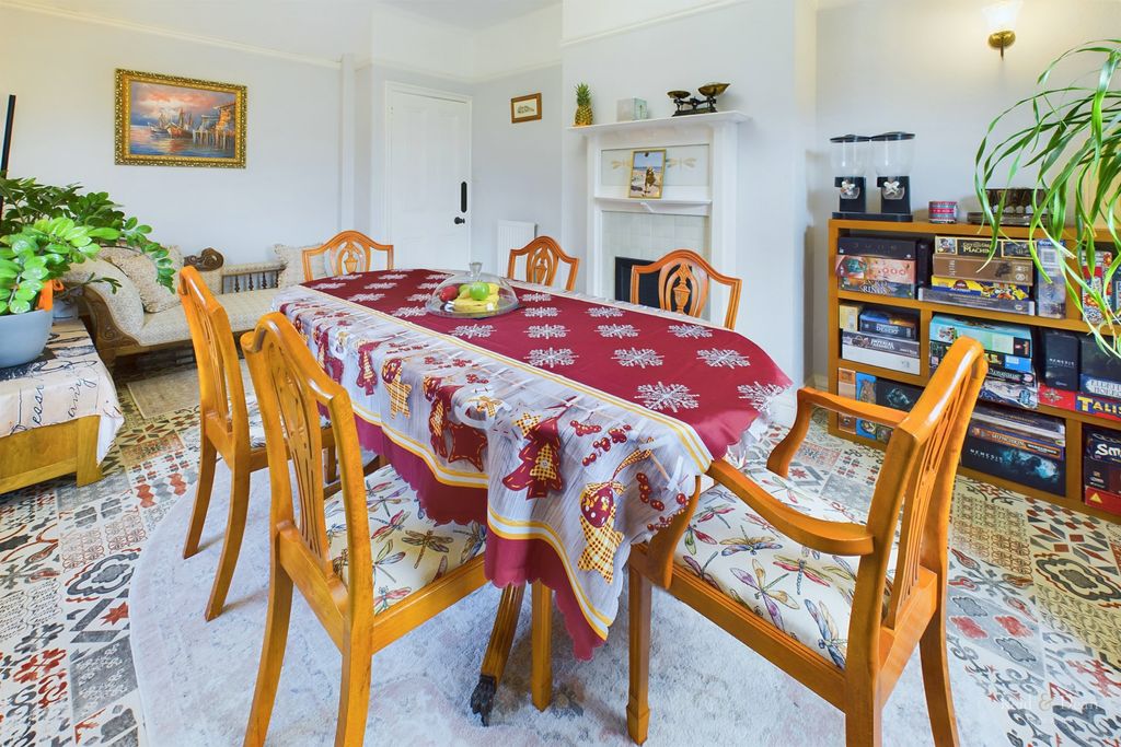 Property photo 3 of 20 1320-Hr-3.Jpg