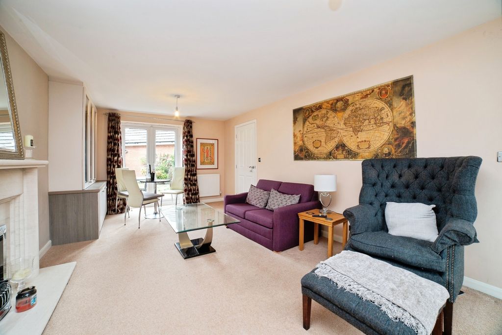 Property photo 2 of 21 Pbox-Img.Jpg