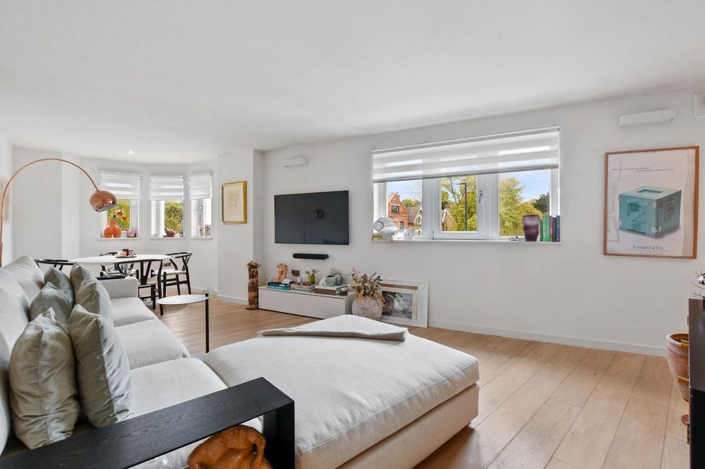 Property photo 2 of 14 Picture No. 02