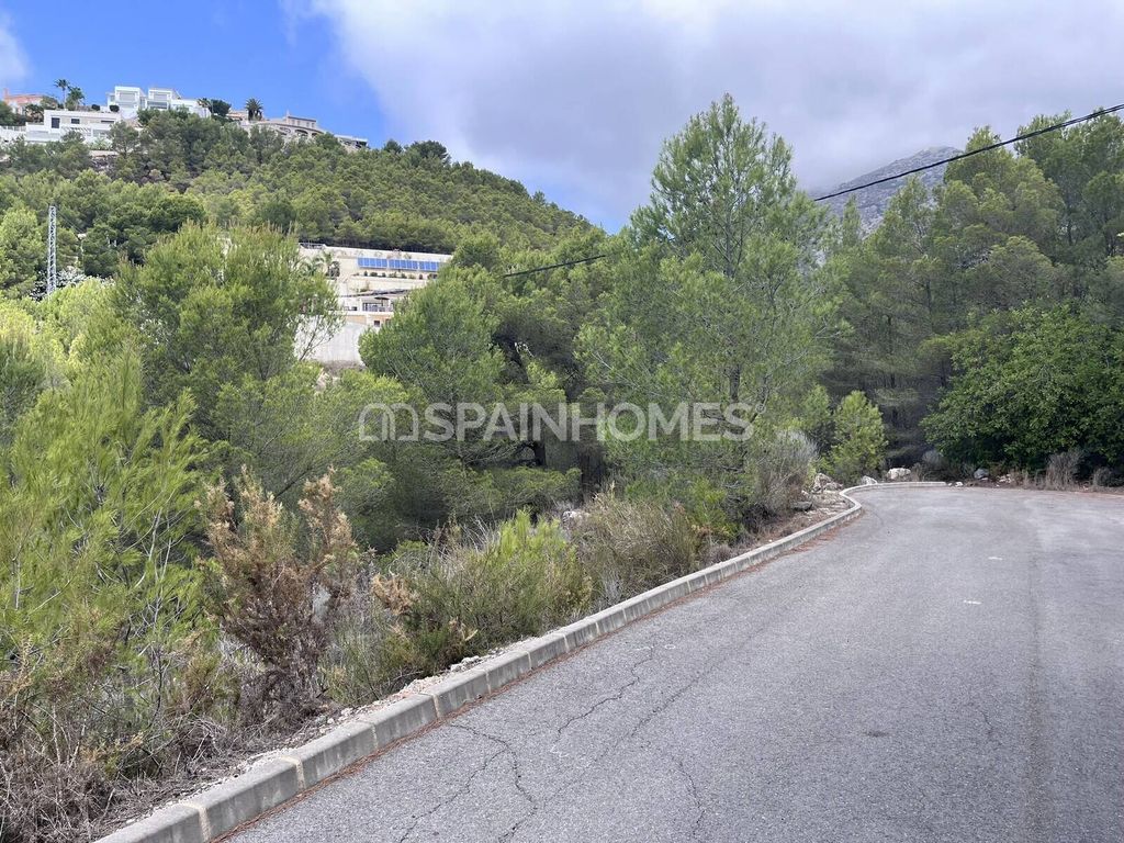 Property photo 1 of 23