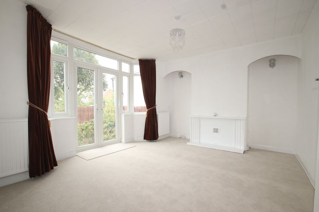 Property photo 2 of 13 Photo 2