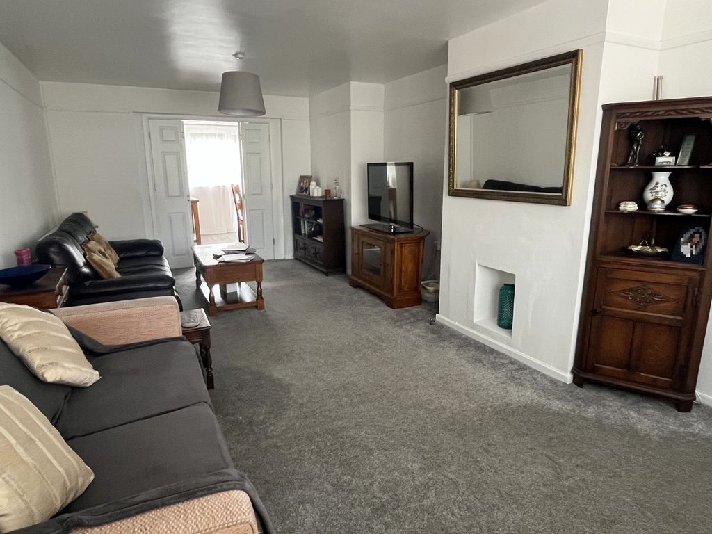 Property photo 2 of 25 Gallery