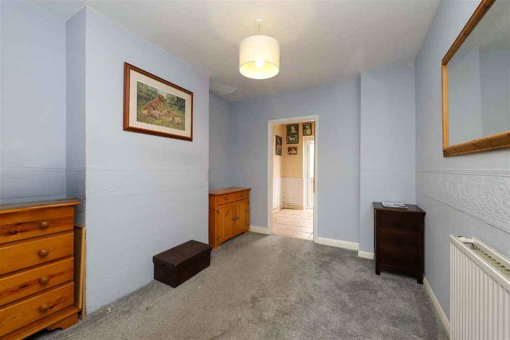 Property photo 3 of 12 Dining Room