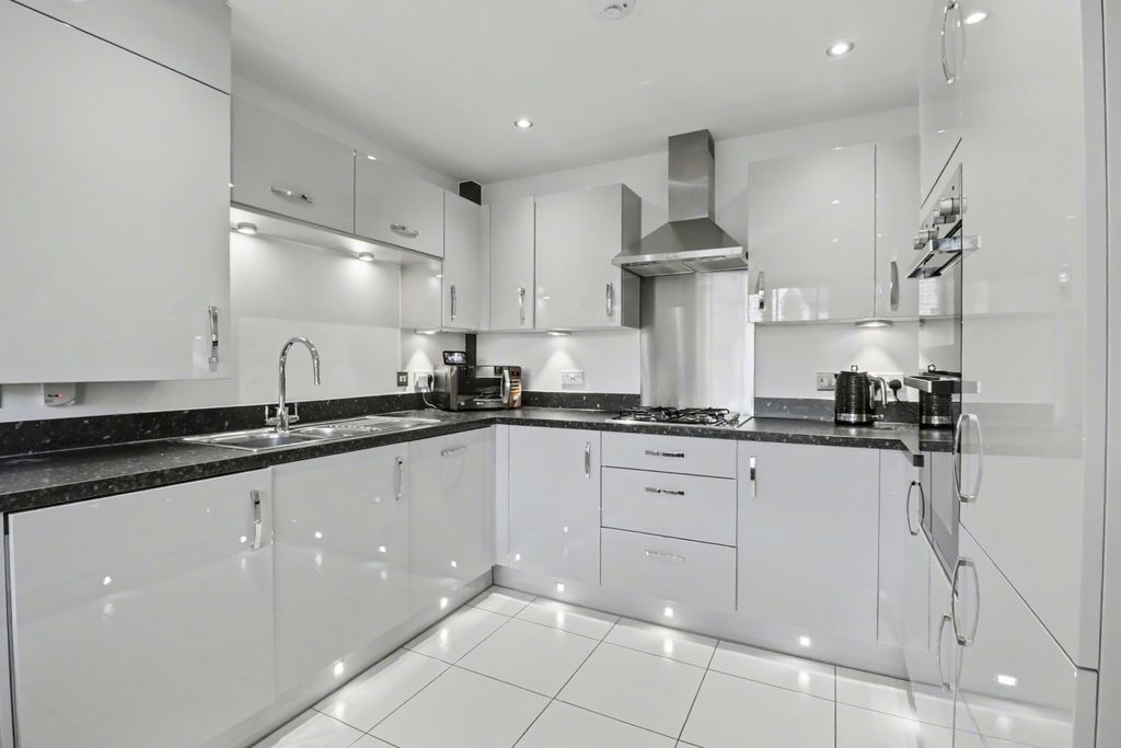 Property photo 2 of 26 Img_8247