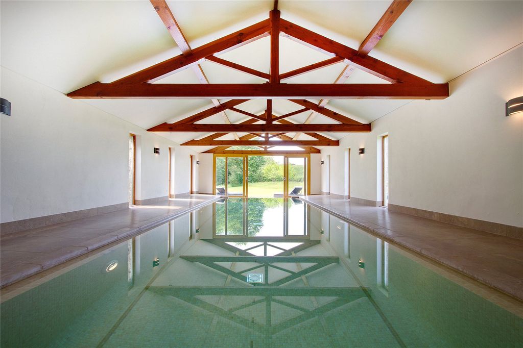 Property photo 3 of 96 Picture No. 07