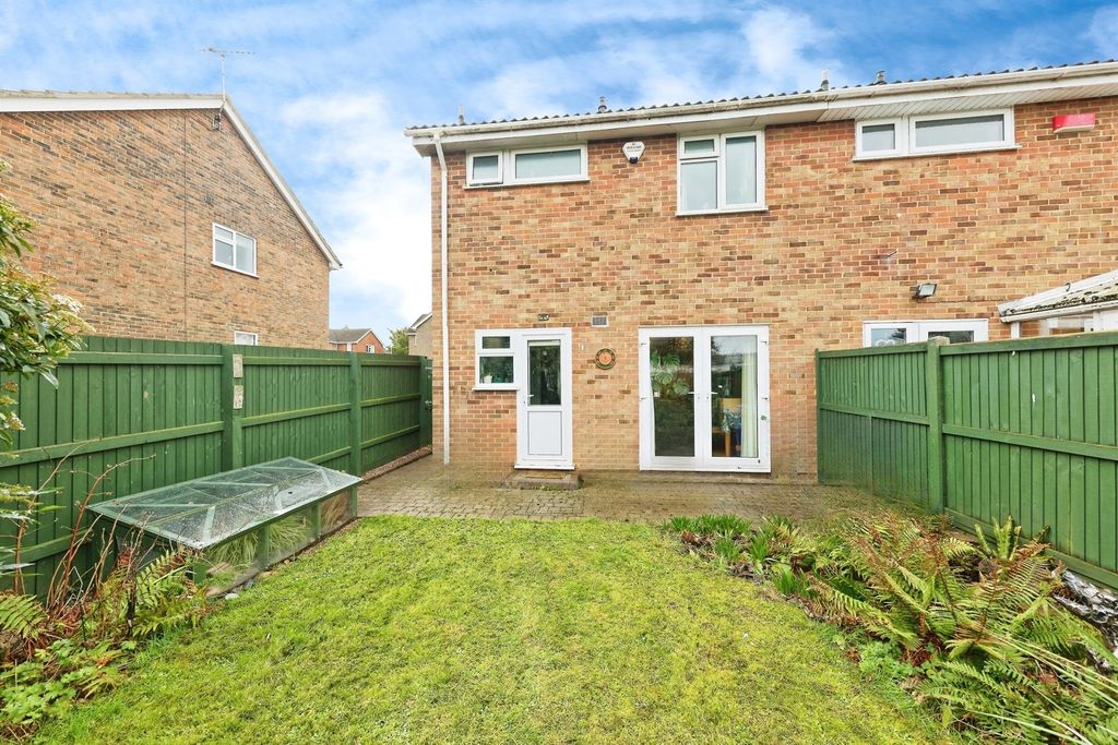 Property photo 3 of 11