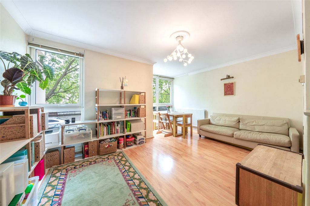 Property photo 1 of 16 Picture No. 04
