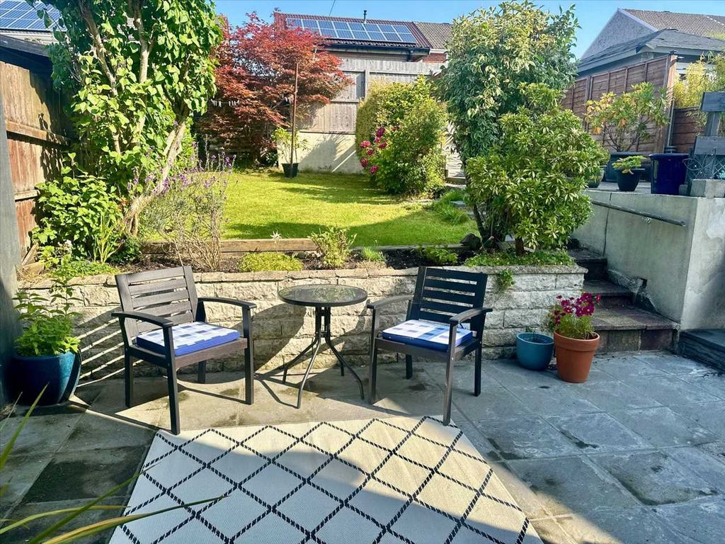 Property photo 2 of 18 Rear Garden
