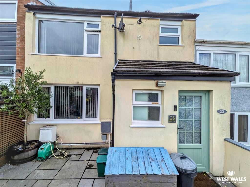Property photo 1 of 24 8109.Jpg